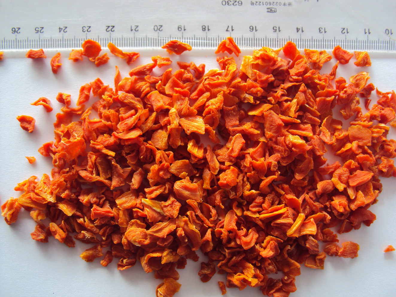 dehydrated carrot flake